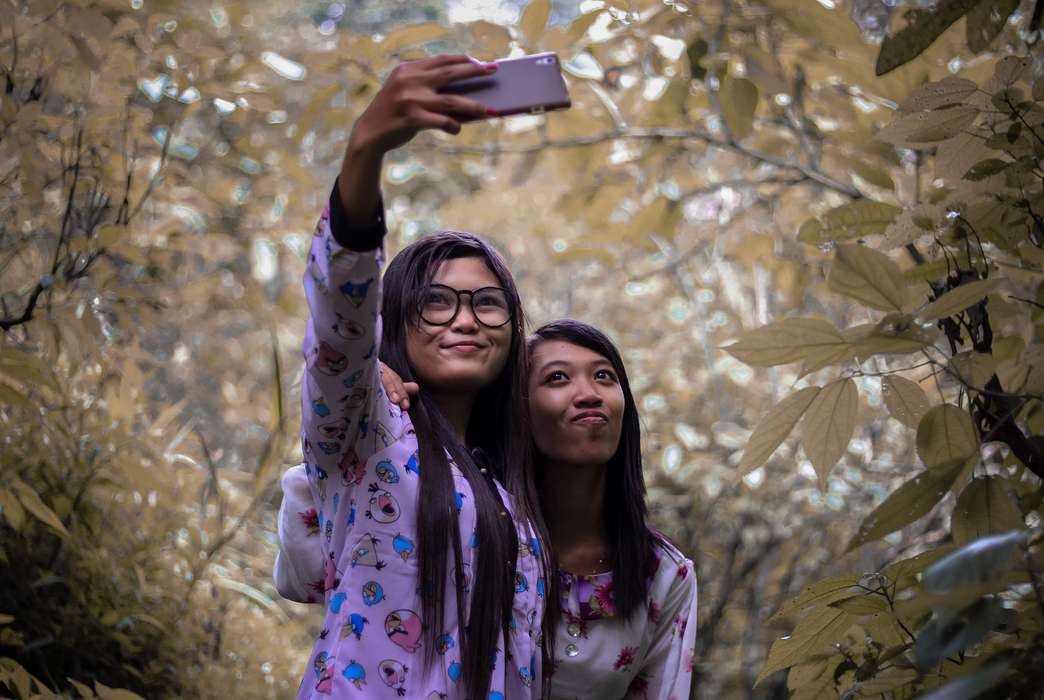 A new study gives a look into the psychology of selfies. (Pixabay/Ajiu Prasetyo)